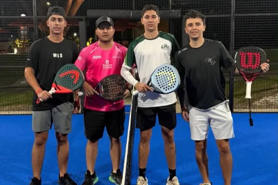 Jugadores de un torneo de Wolves Pádel