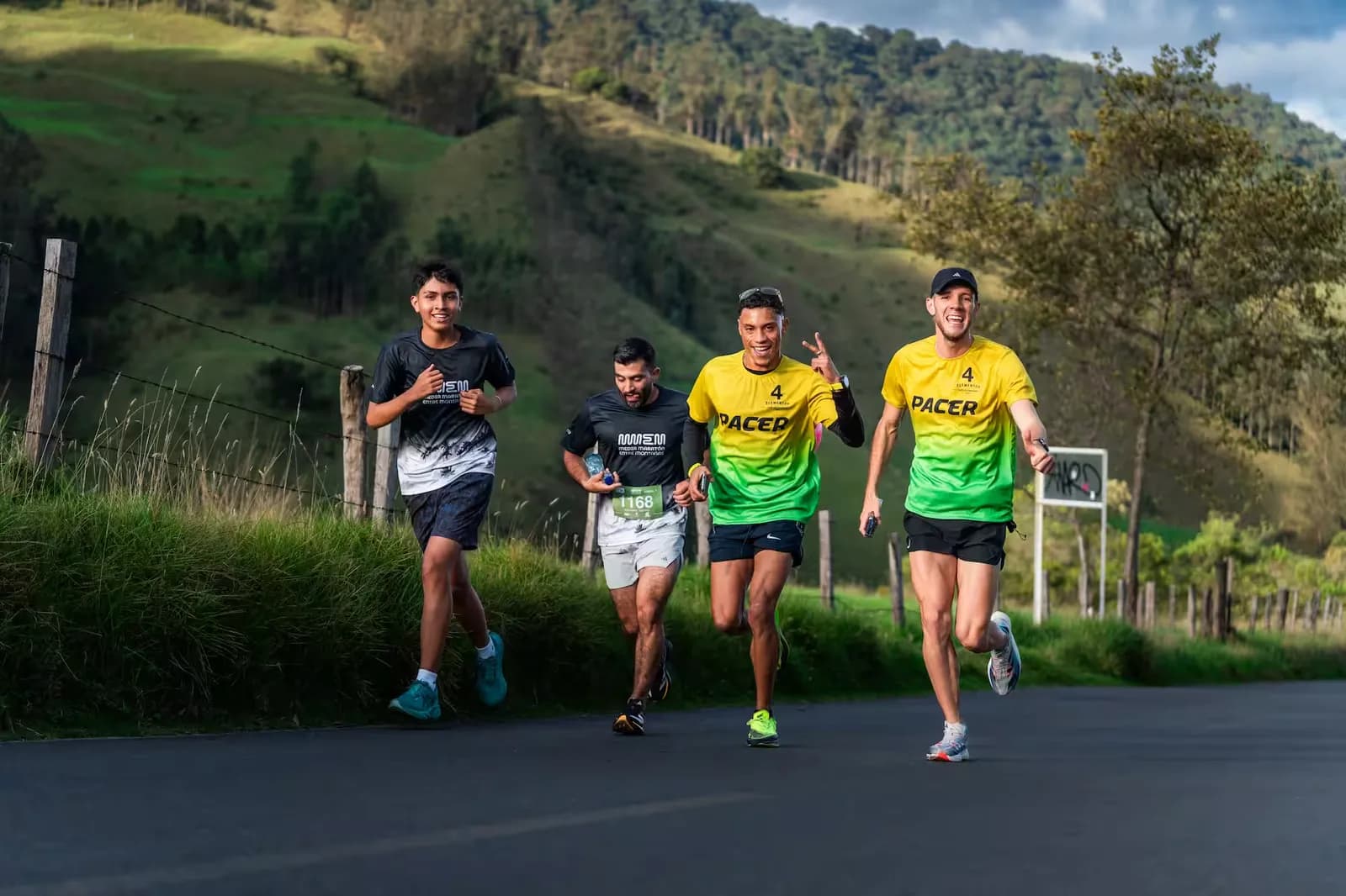 Participantes de Media Maratón Entre Montañas